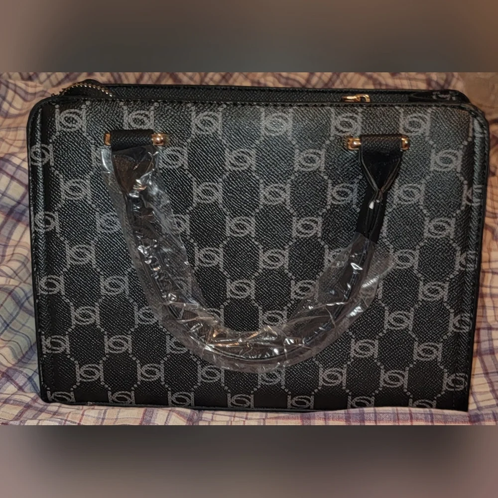 Bebe Black and Gold Women's Handbag - Picture 3 of 7